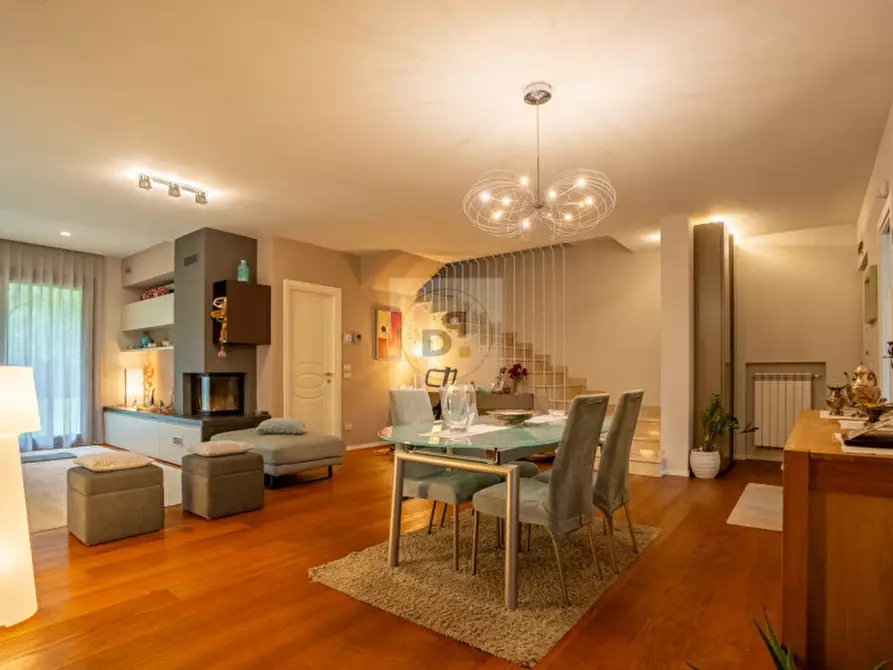 Immagine 19 di Casa indipendente in vendita  in via pozzo 87 a Salò