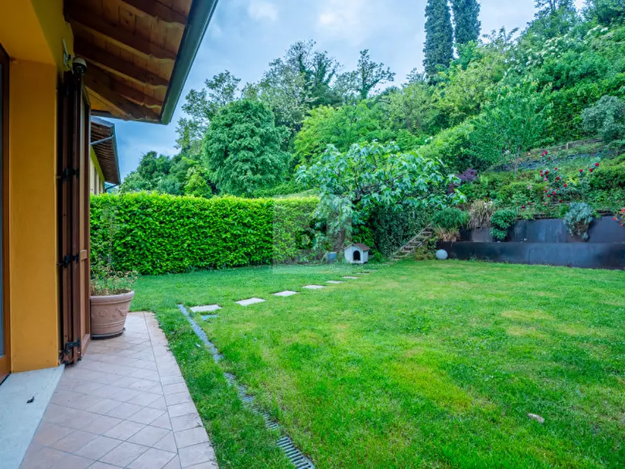 Immagine 30 di Casa indipendente in vendita  in via pozzo 87 a Salò