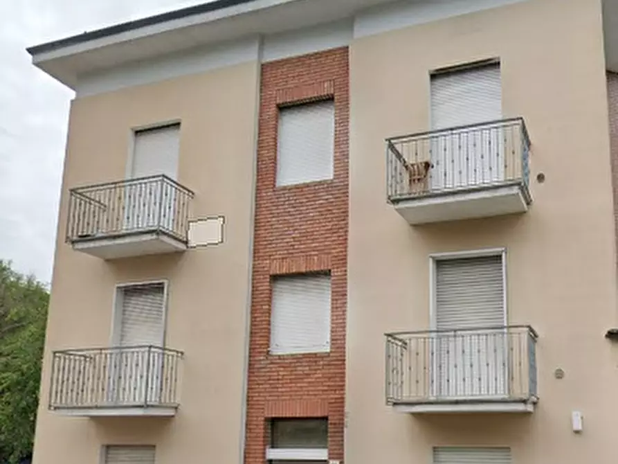 Immagine 2 di Appartamento in affitto  in Via Persicetana a Bologna