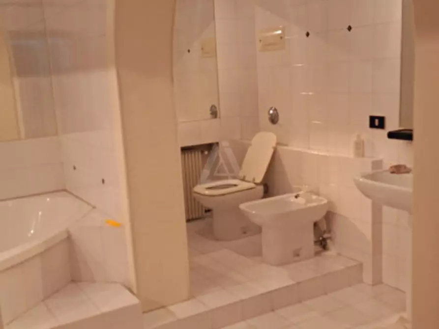 Immagine 11 di Hotel in vendita  in Via Jacopo da Ponte a San Zenone Degli Ezzelini