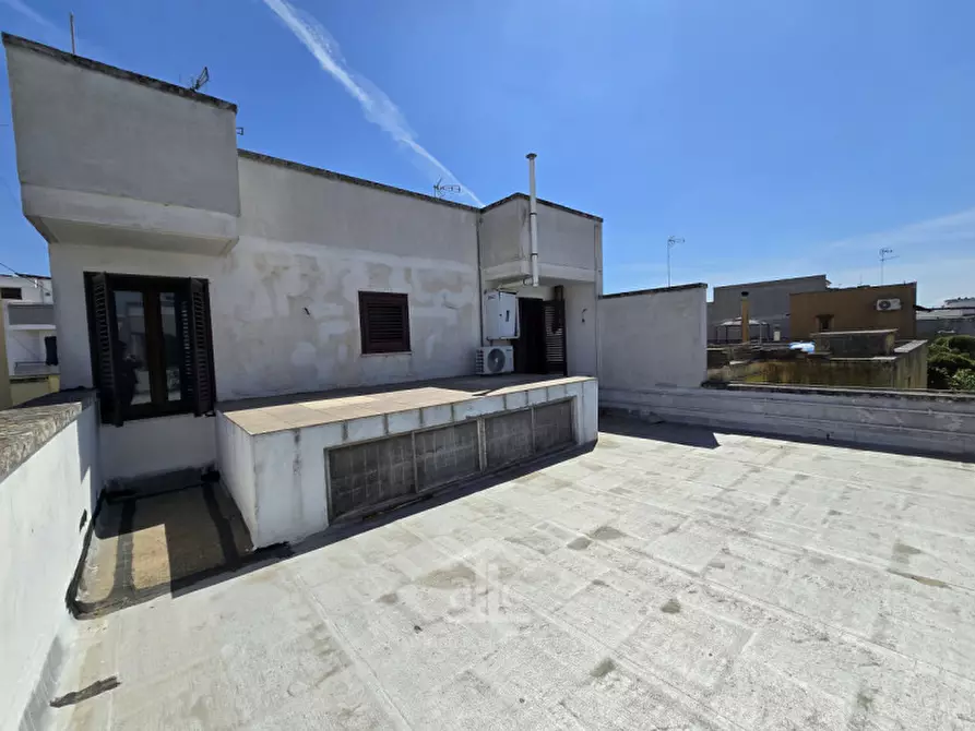 Immagine 23 di Casa indipendente in vendita  a Lecce