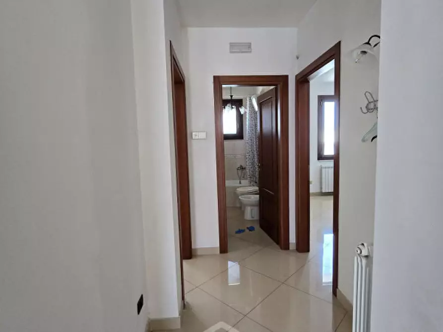 Immagine 27 di Casa indipendente in vendita  a Lecce