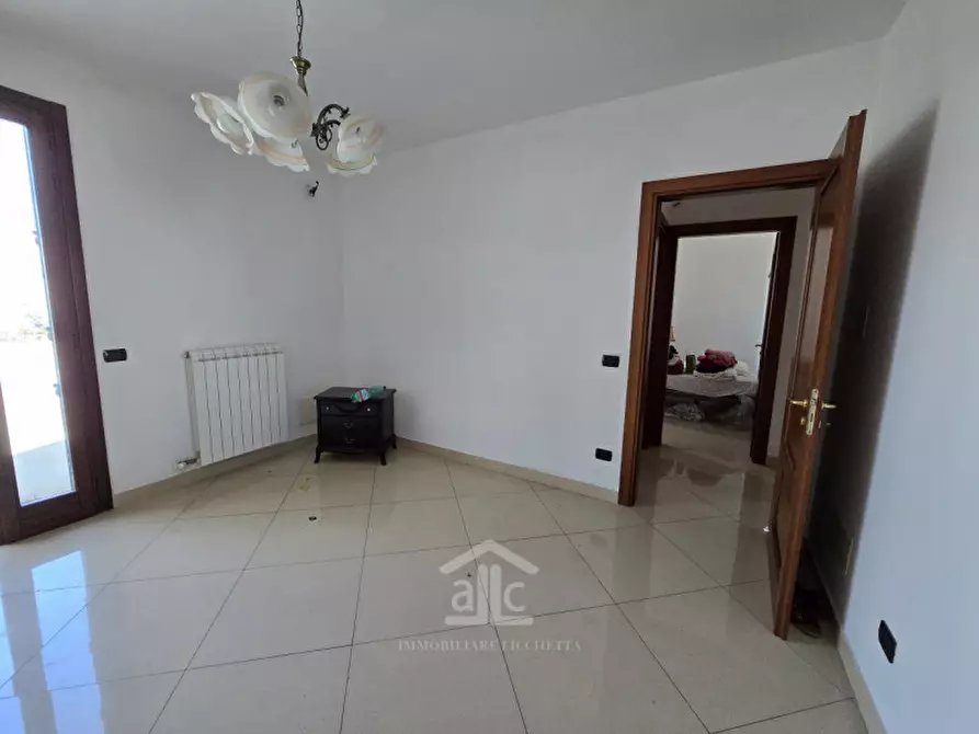 Immagine 31 di Casa indipendente in vendita  a Lecce