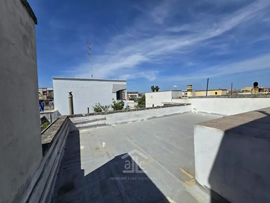 Immagine 32 di Casa indipendente in vendita  a Lecce
