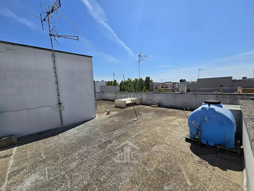 Immagine 40 di Casa indipendente in vendita  a Lecce