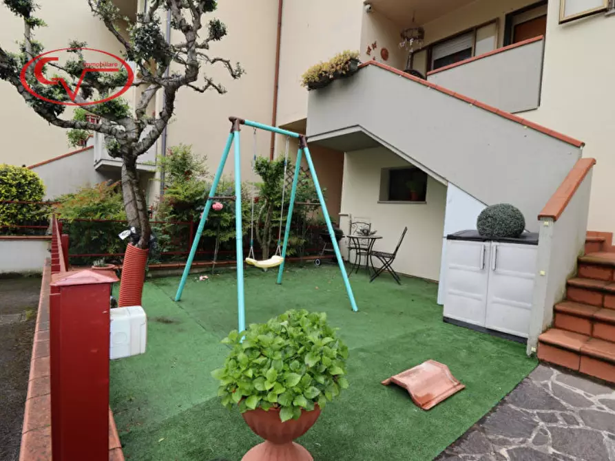 Immagine 1 di Villetta a schiera in vendita  in via 25 aprile a Bucine