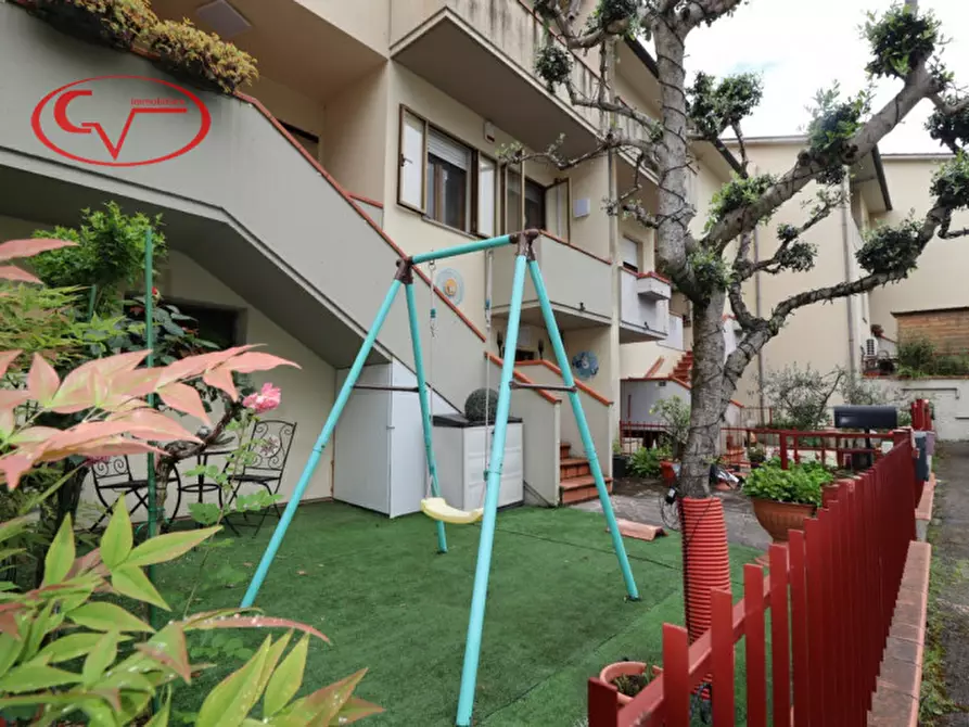 Immagine 2 di Villetta a schiera in vendita  in via 25 aprile a Bucine