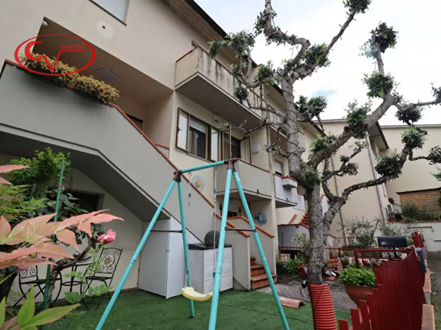 Immagine 3 di Villetta a schiera in vendita  in via 25 aprile a Bucine