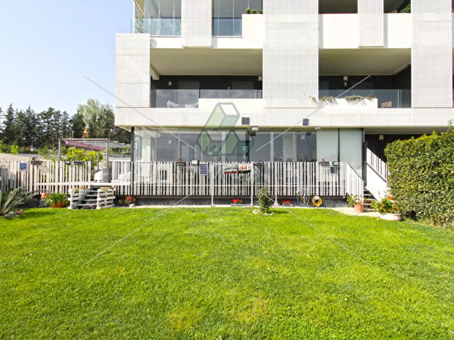 Immagine 1 di Appartamento in vendita  in Via Montegallo a Roma