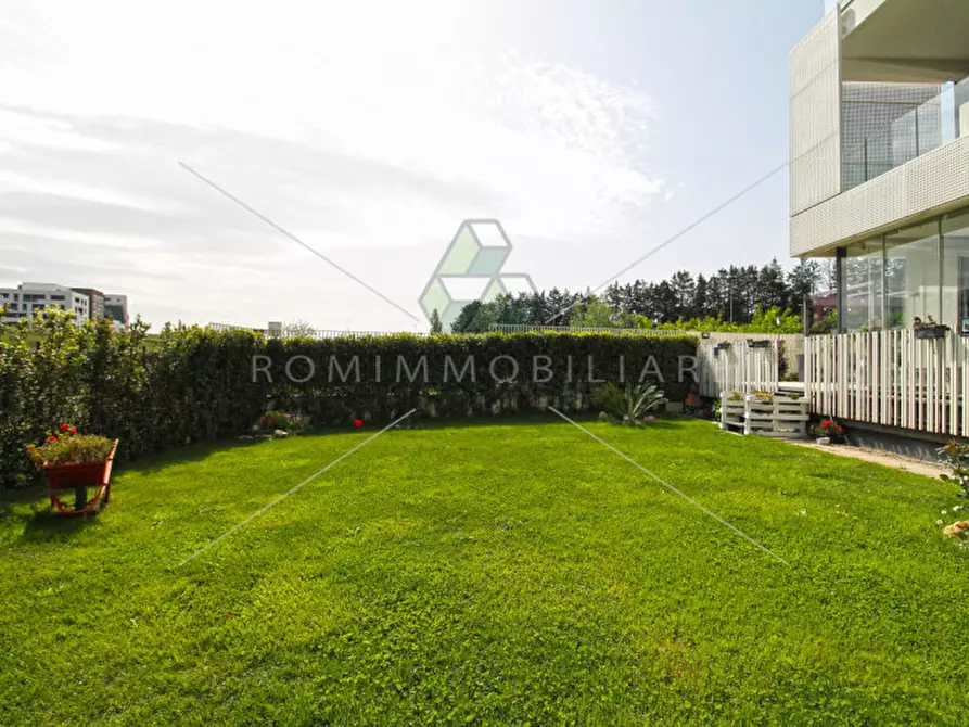 Immagine 22 di Appartamento in vendita  in Via Montegallo a Roma