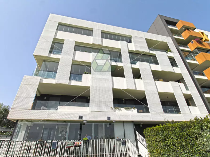 Immagine 26 di Appartamento in vendita  in Via Montegallo a Roma