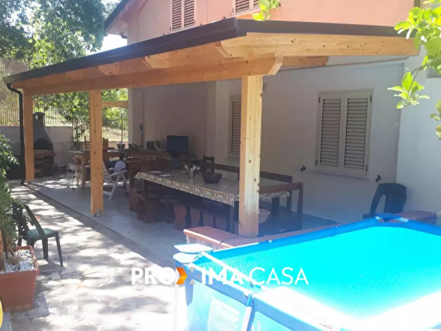 Immagine 1 di Villa in vendita  in Via Madonna della pace a Castellabate