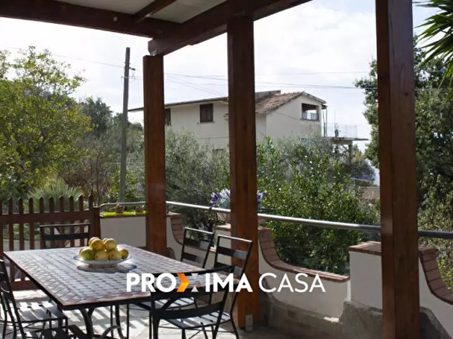 Immagine 4 di Villa in vendita  in Via Madonna della pace a Castellabate