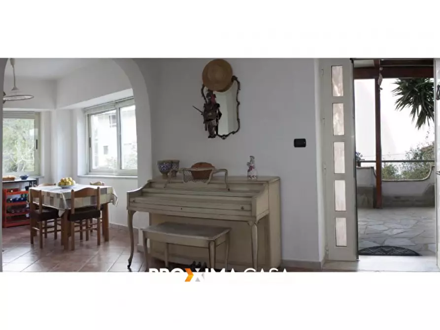 Immagine 9 di Villa in vendita  in Via Madonna della pace a Castellabate