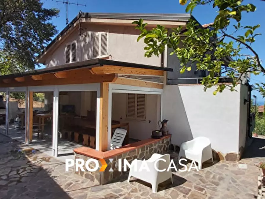 Immagine 27 di Villa in vendita  in Via Madonna della pace a Castellabate