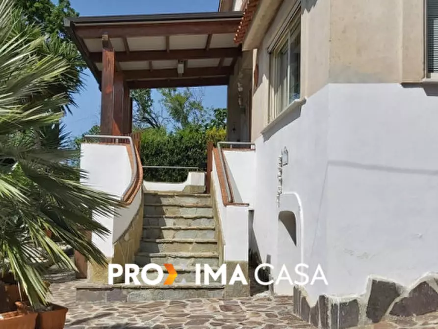 Immagine 29 di Villa in vendita  in Via Madonna della pace a Castellabate