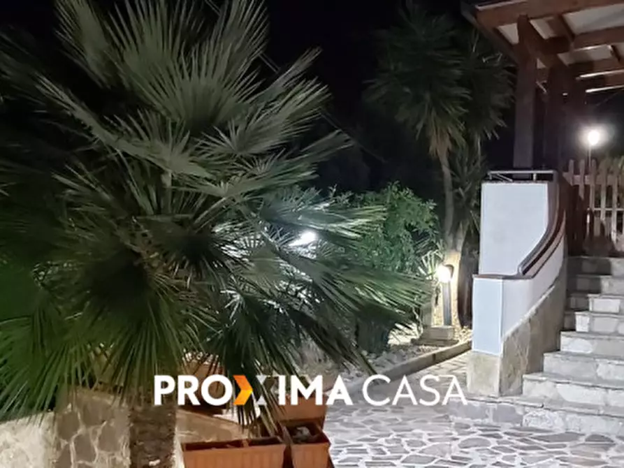 Immagine 48 di Villa in vendita  in Via Madonna della pace a Castellabate