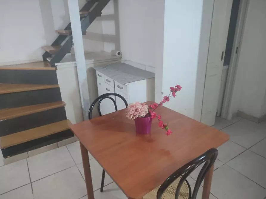 Immagine 17 di Appartamento in affitto  in via vittorio colonna a Napoli
