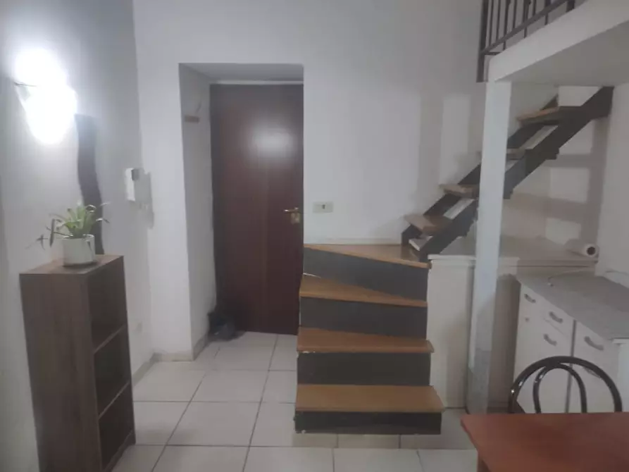 Immagine 18 di Appartamento in affitto  in via vittorio colonna a Napoli