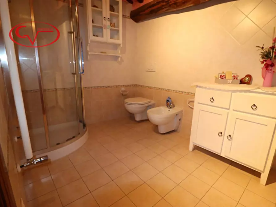 Immagine 15 di Appartamento in vendita  in Montegonzi a Cavriglia