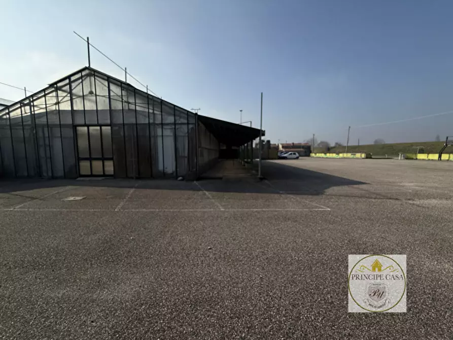 Immagine 7 di Magazzino in vendita  in Via Motta a Monselice