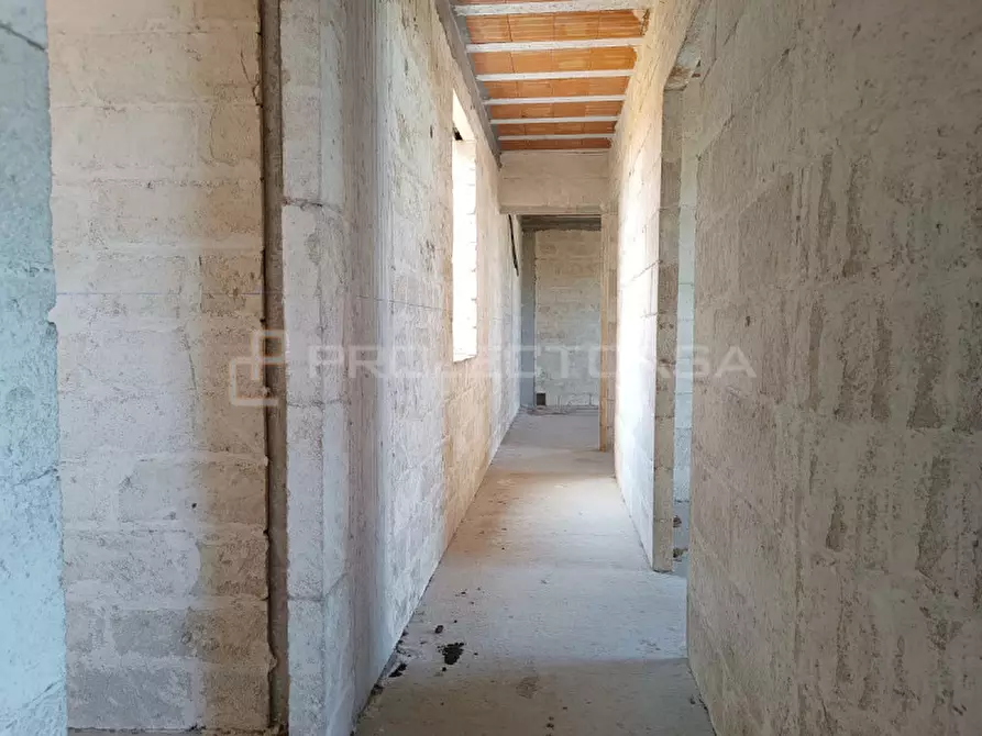 Immagine 13 di Rustico / casale in vendita  a Scorrano