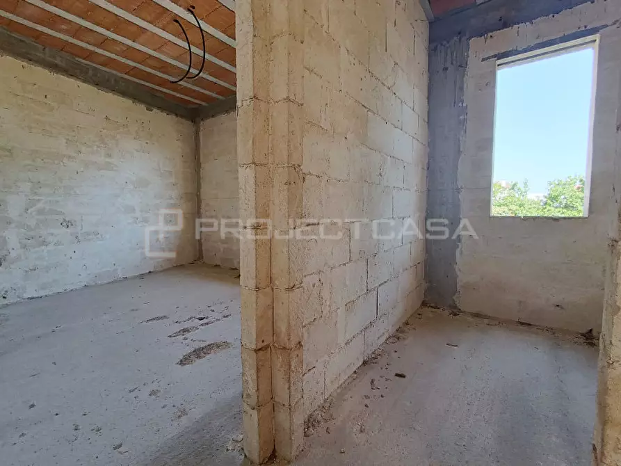 Immagine 24 di Rustico / casale in vendita  a Scorrano