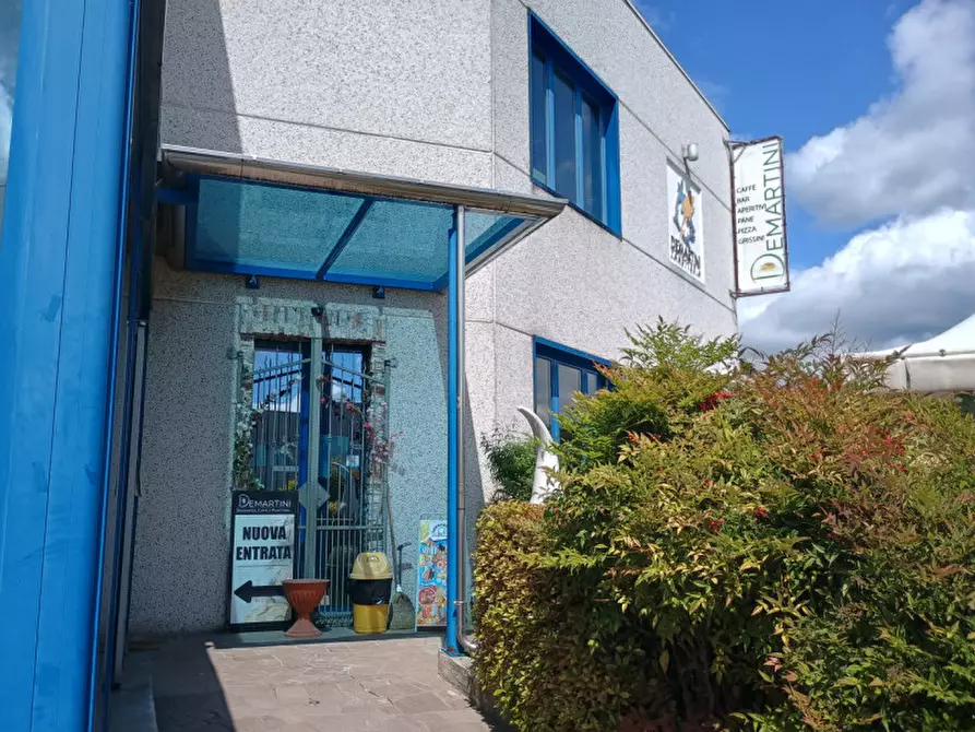 Immagine 11 di Attività commerciale in vendita  in STRADA VALPERGA 27 a Salassa