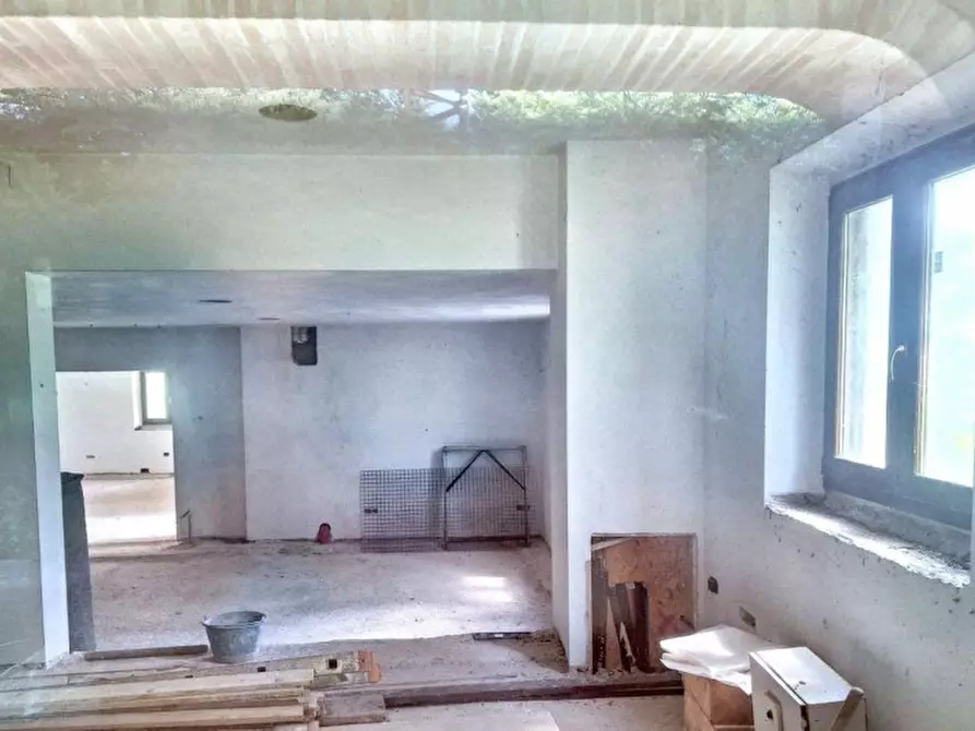 Immagine 8 di Villa in vendita  in Via Lioni, N. 1 a Cingoli