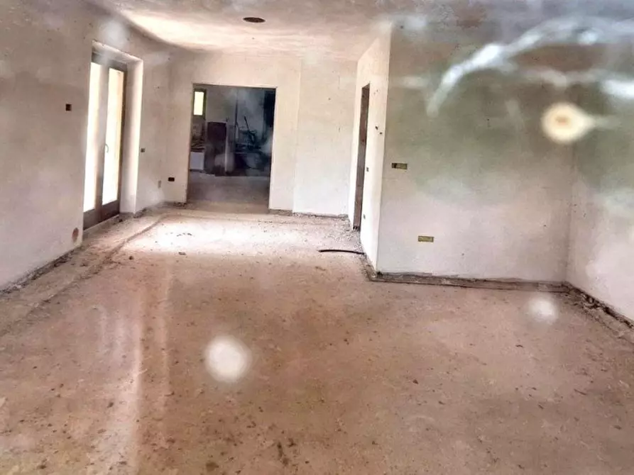 Immagine 10 di Villa in vendita  in Via Lioni, N. 1 a Cingoli