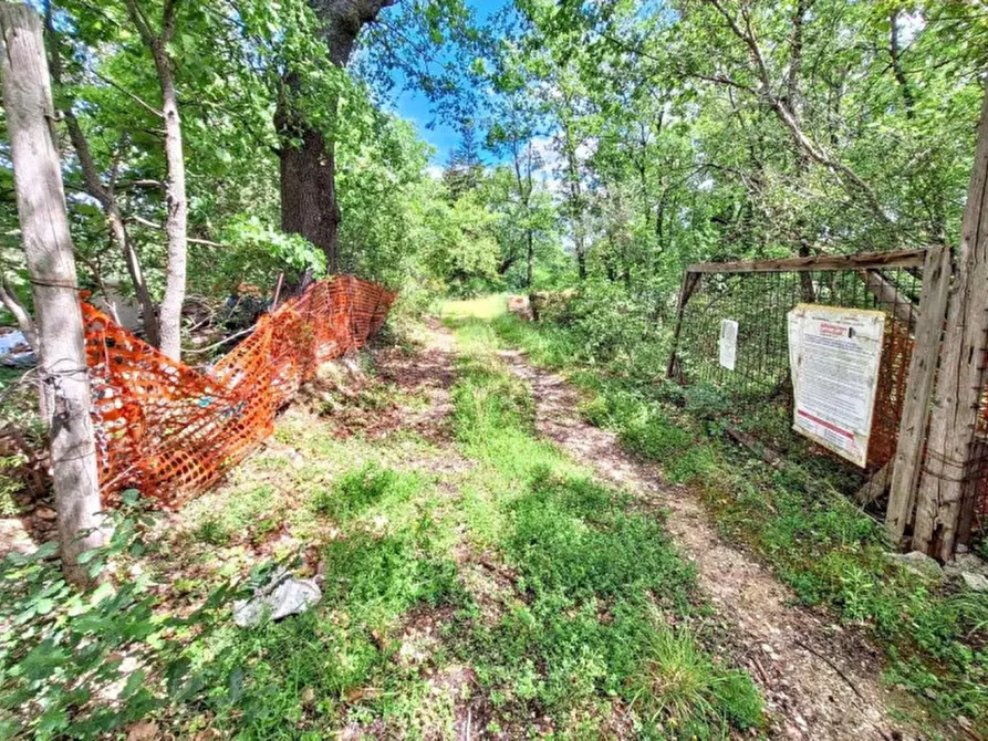 Immagine 15 di Villa in vendita  in Via Lioni, N. 1 a Cingoli