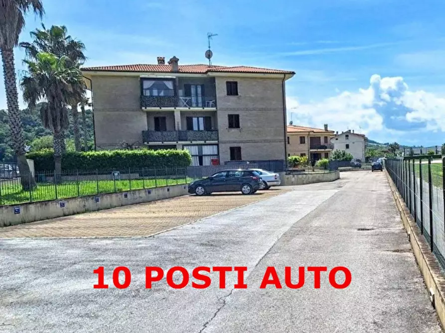 Immagine 1 di Posto auto in vendita  in Via Fratte, N. 6719 a Sant'elpidio A Mare