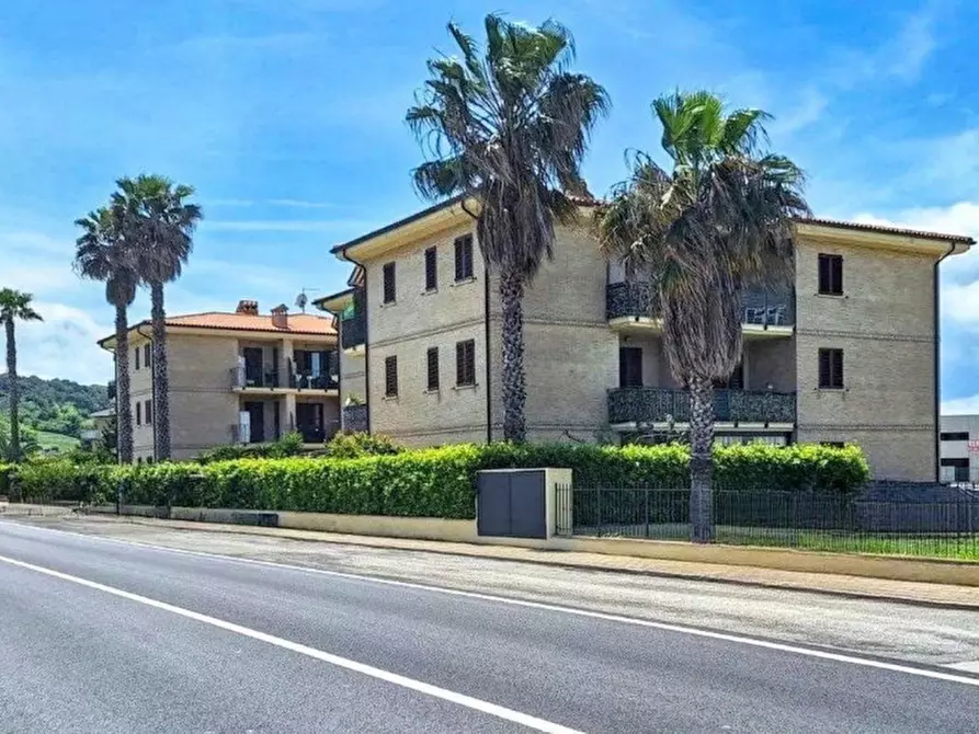 Immagine 5 di Appartamento in vendita  in Via Fratte, N. 6719 a Sant'elpidio A Mare