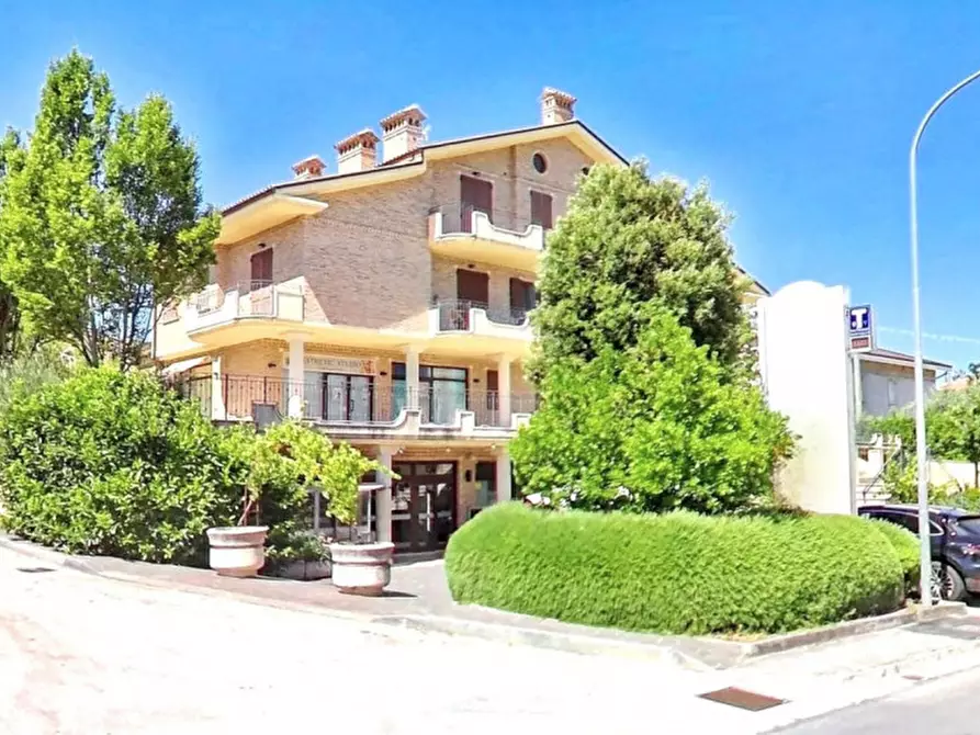 Immagine 3 di Negozio in vendita  in Via Machiavelli, N. Snc a Cingoli