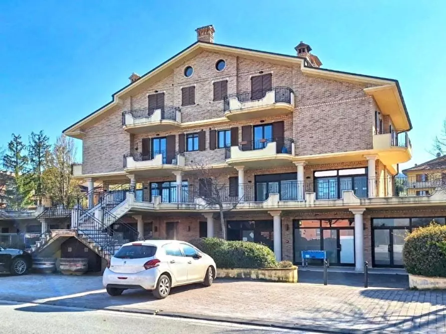 Immagine 2 di Negozio in vendita  in Via Machiavelli, N. Snc a Cingoli