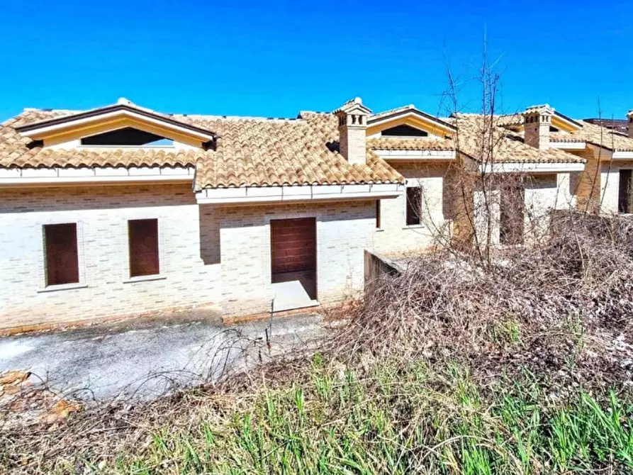 Immagine 15 di Villetta a schiera in vendita  in Via Trentavisi, N. Snc a Cingoli