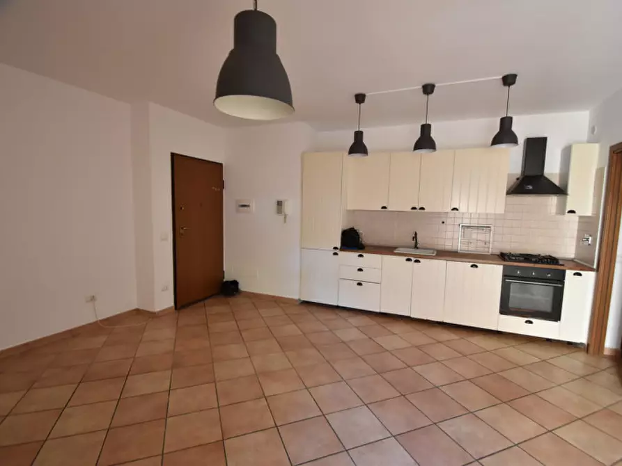 Immagine 5 di Appartamento in vendita  in Via dei Buonvisi a Roma