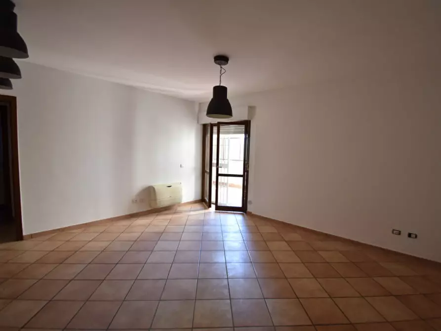 Immagine 7 di Appartamento in vendita  in Via dei Buonvisi a Roma