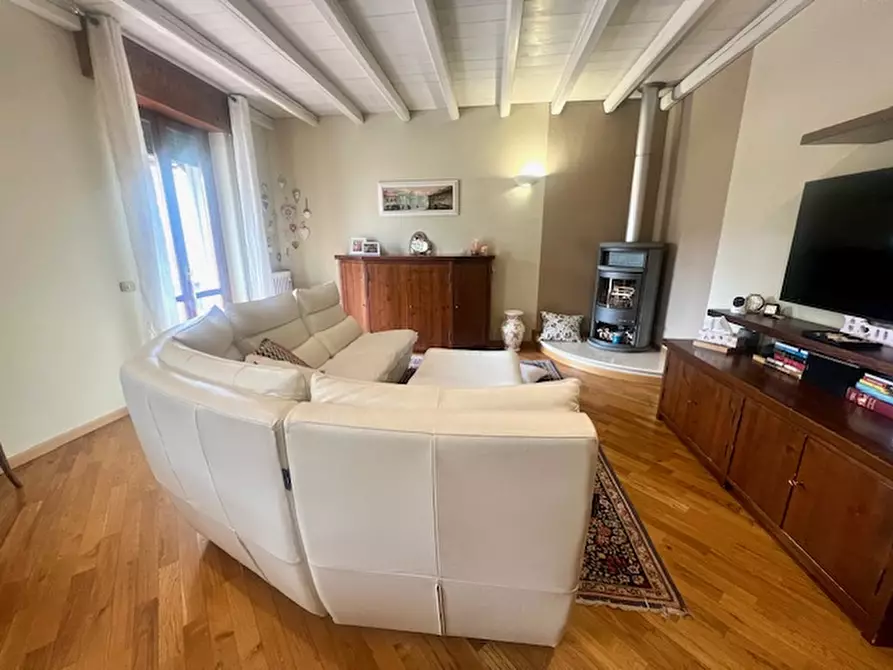 Immagine 1 di Appartamento in vendita  in Via Giuseppe Garibaldi a Castenedolo