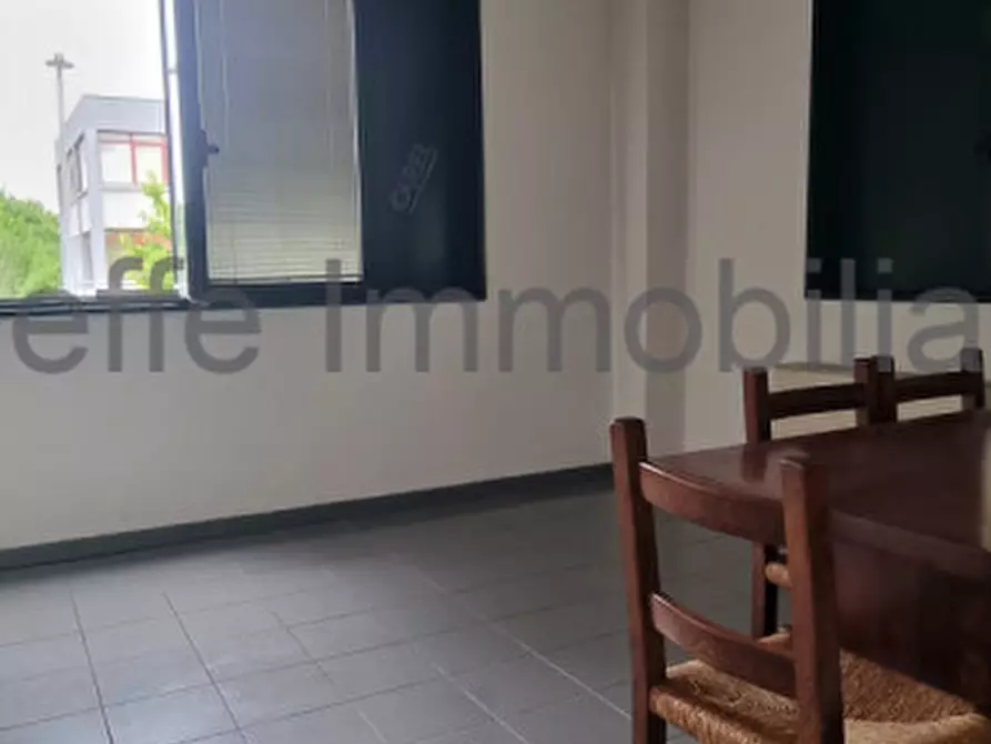 Immagine 1 di Ufficio in affitto  in VIA G. ROSSA a Ponte San Nicolò