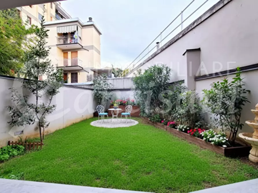 Immagine 1 di Appartamento in affitto  in Viale dei Cadorna a Firenze