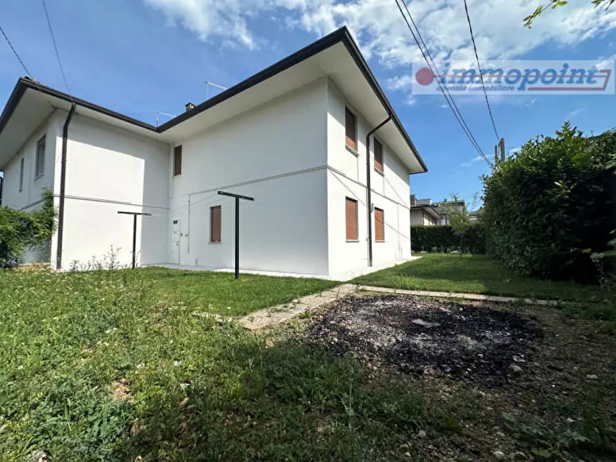 Immagine 5 di Casa bifamiliare in vendita  in Via Gaidon, 78 a Bassano Del Grappa