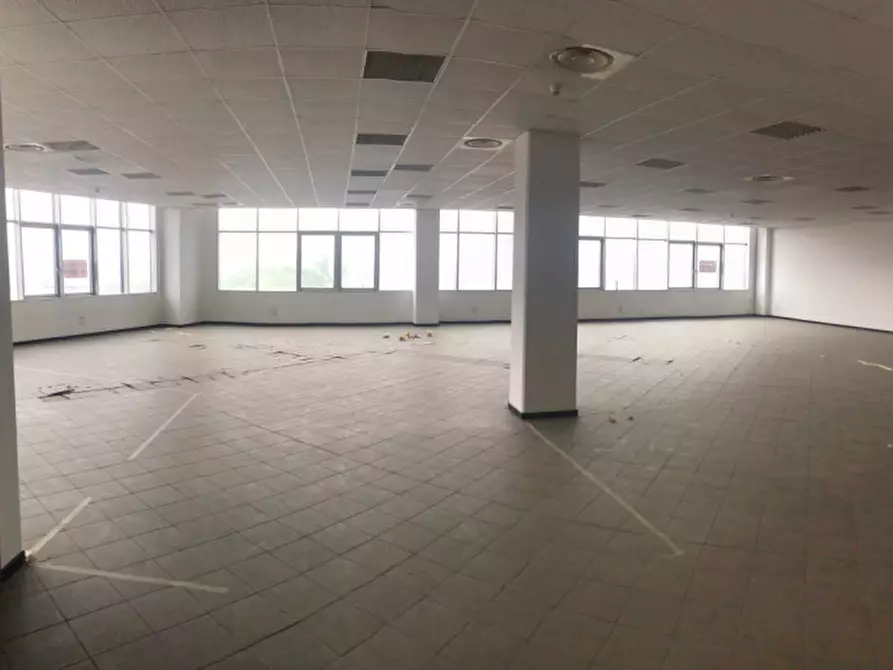 Immagine 5 di Ufficio in vendita  in Via vecchia Ferriera a Vicenza