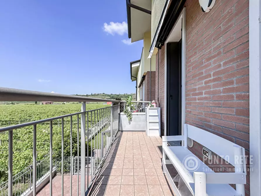 Immagine 10 di Appartamento in vendita  a Negrar di Valpolicella