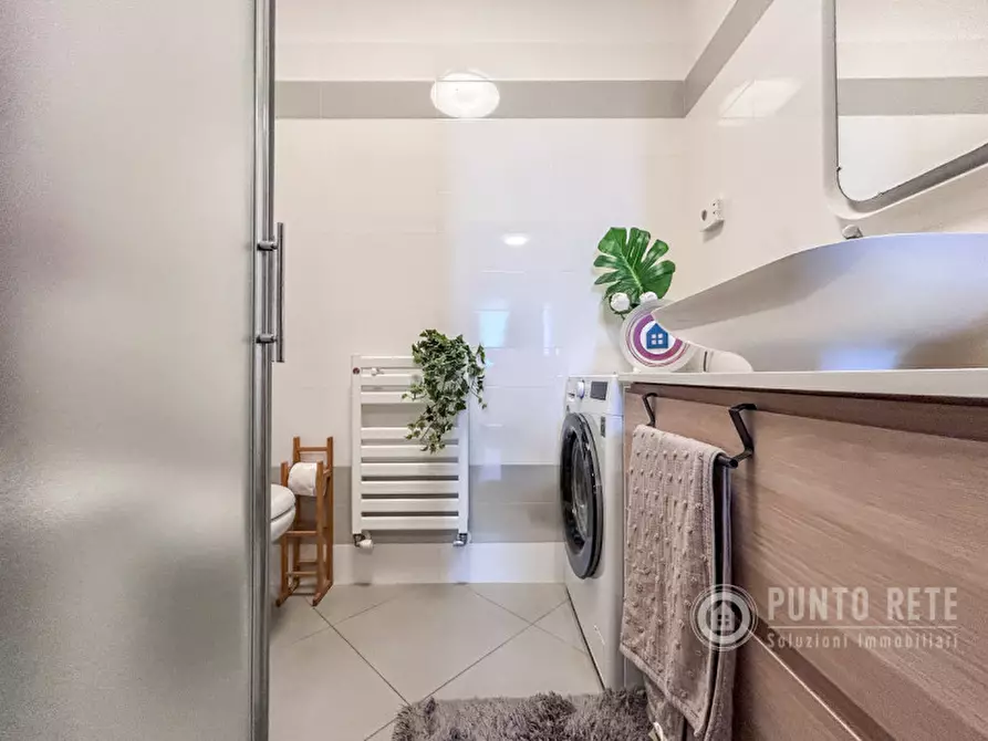 Immagine 17 di Appartamento in vendita  a Negrar di Valpolicella