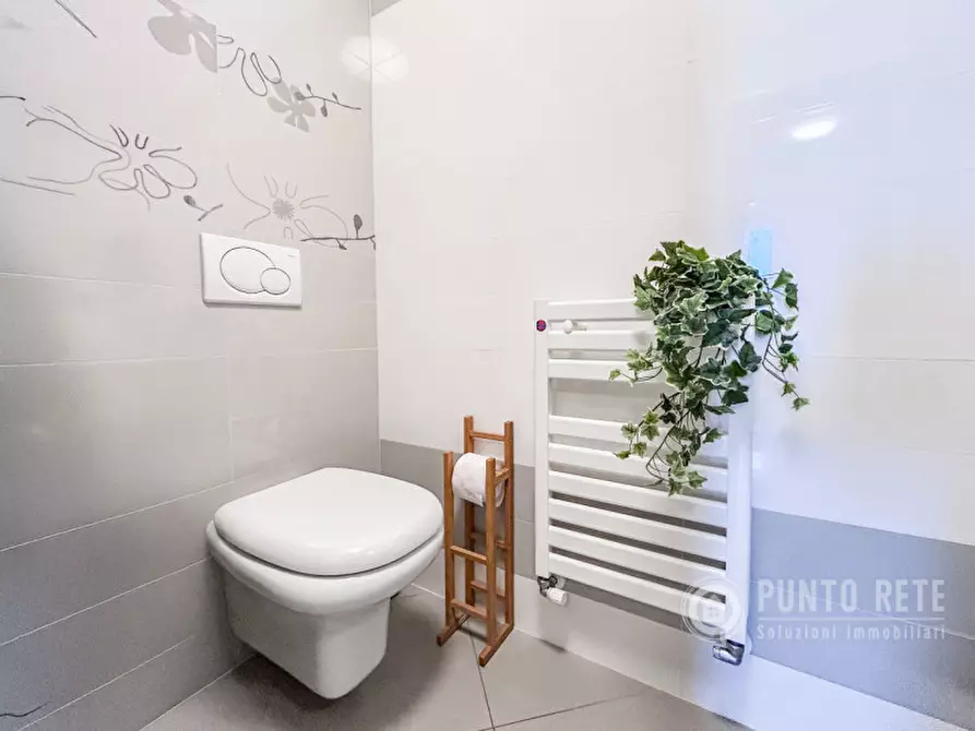 Immagine 18 di Appartamento in vendita  a Negrar di Valpolicella