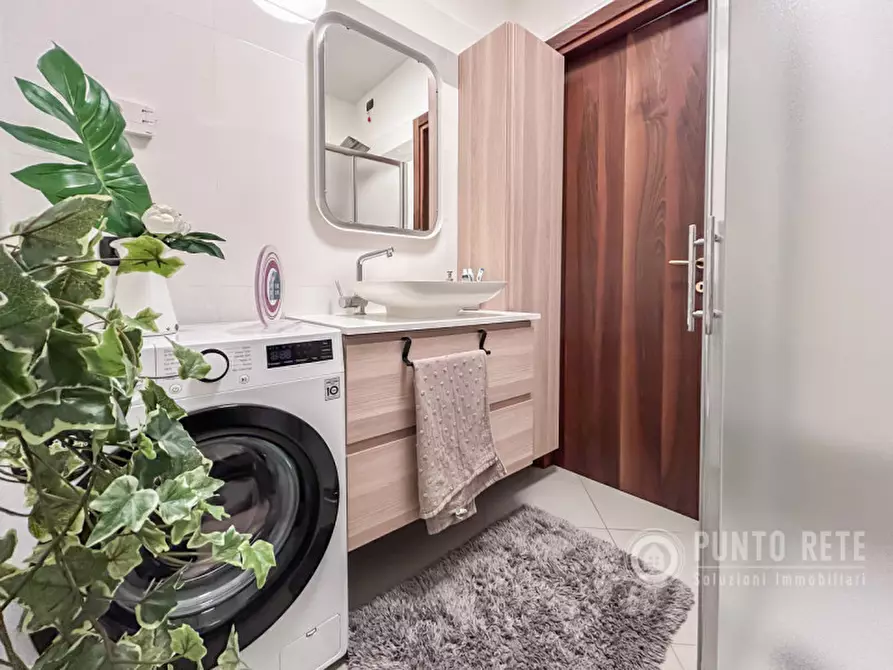 Immagine 19 di Appartamento in vendita  a Negrar di Valpolicella