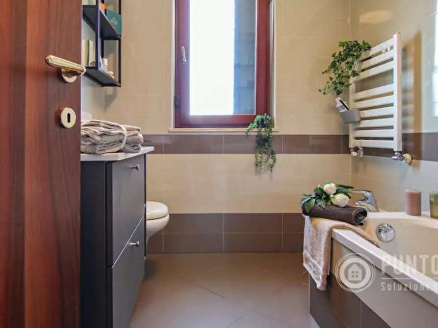 Immagine 29 di Appartamento in vendita  a Negrar di Valpolicella