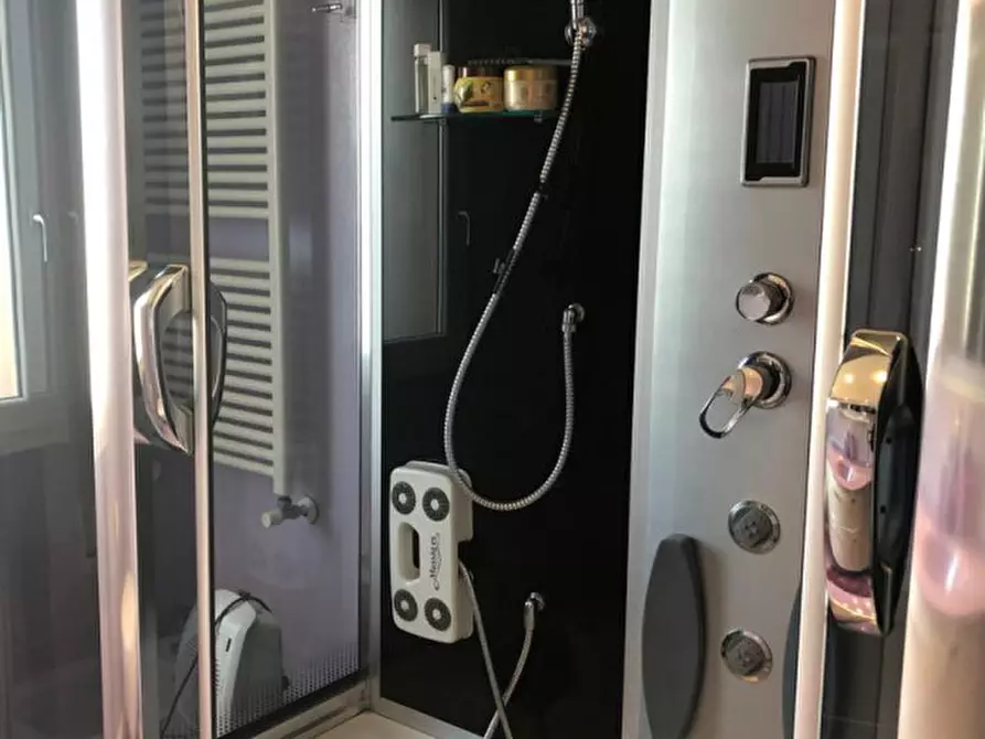 Immagine 18 di Appartamento in affitto  in Via Marasca a Vicenza