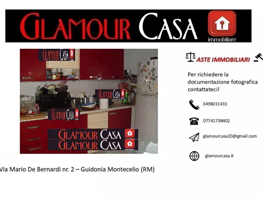 Immagine 2 di Appartamento in vendita  in Via del Pianeta Terra a Roma